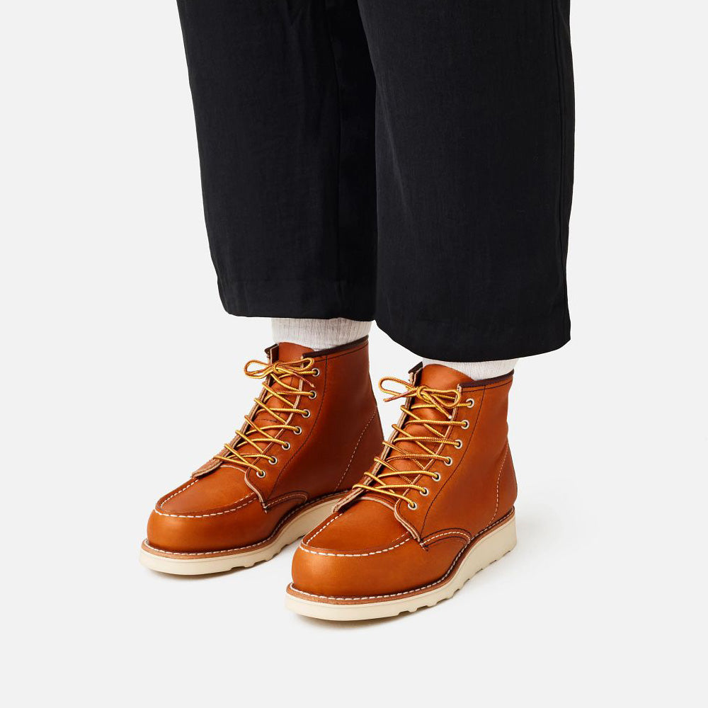 Red Wing Women's Classic Moc 3375 in Oro Legacy (B Width)