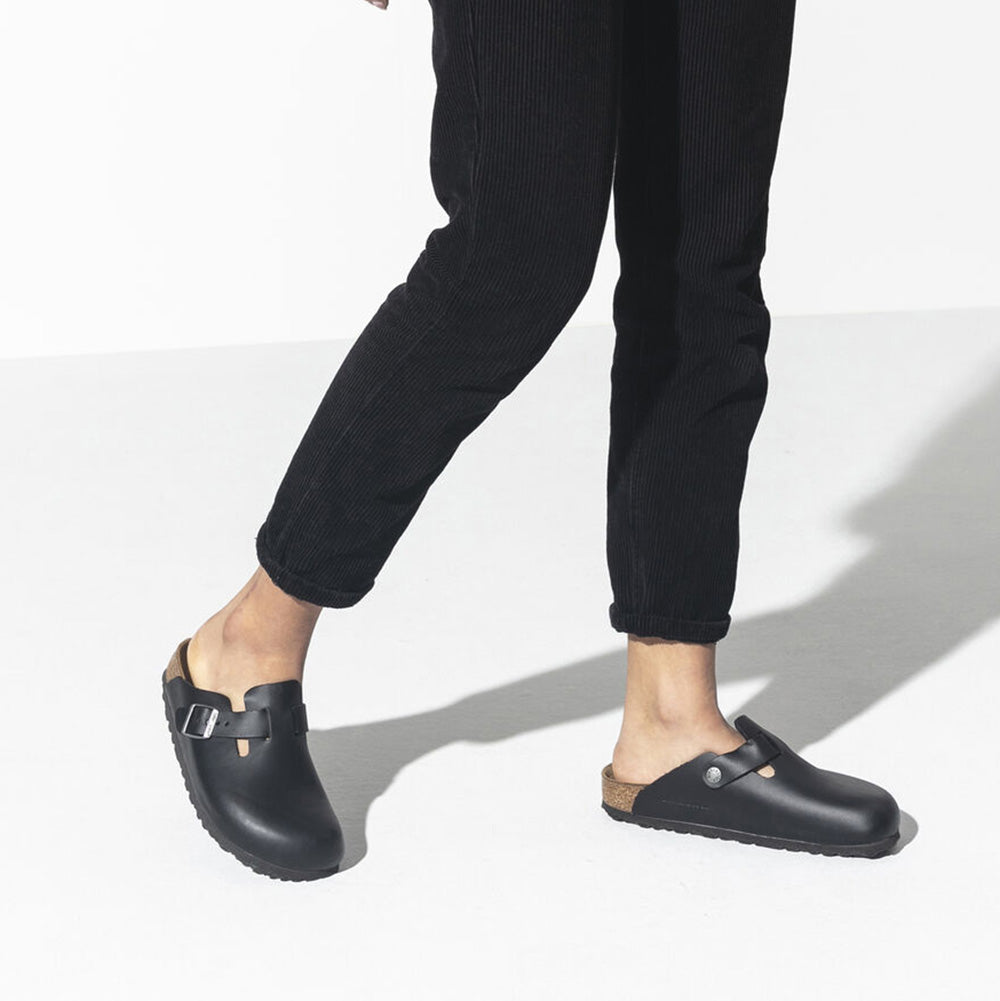 Birkenstock Women's Boston Oiled Leather in Black (Narrow Width)