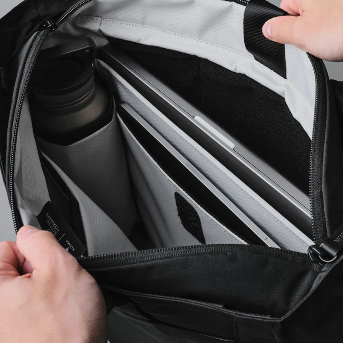 Alpaka Metro Tote