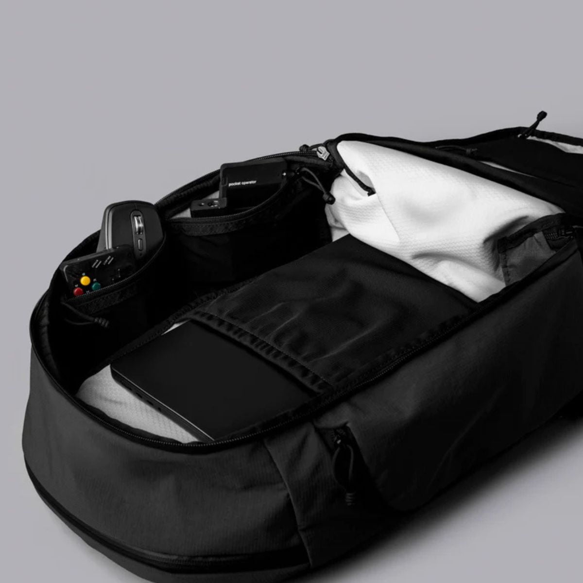 Alpaka Traverse Backpack 30L