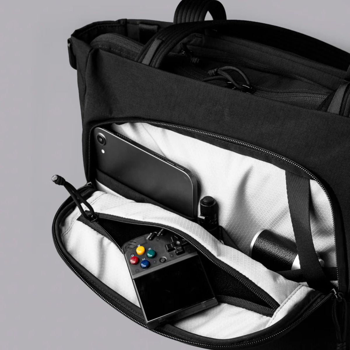 Alpaka Bravo Tote V2 12L