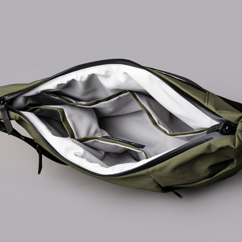 Alpaka Flow Satchel 4L