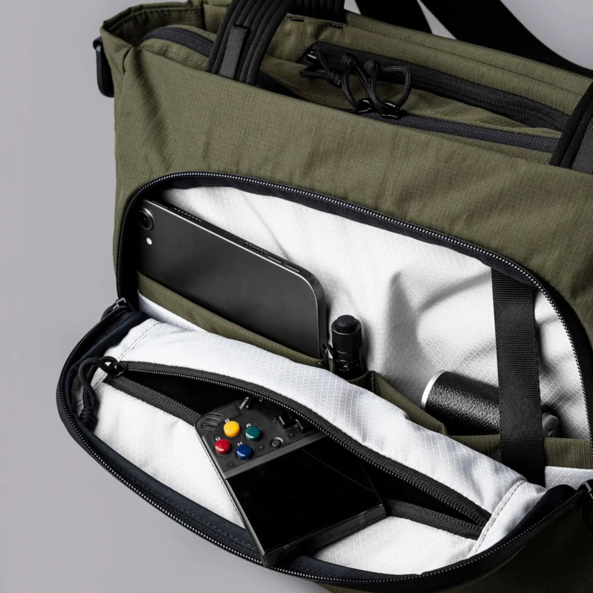 Alpaka Bravo Tote V2 12L