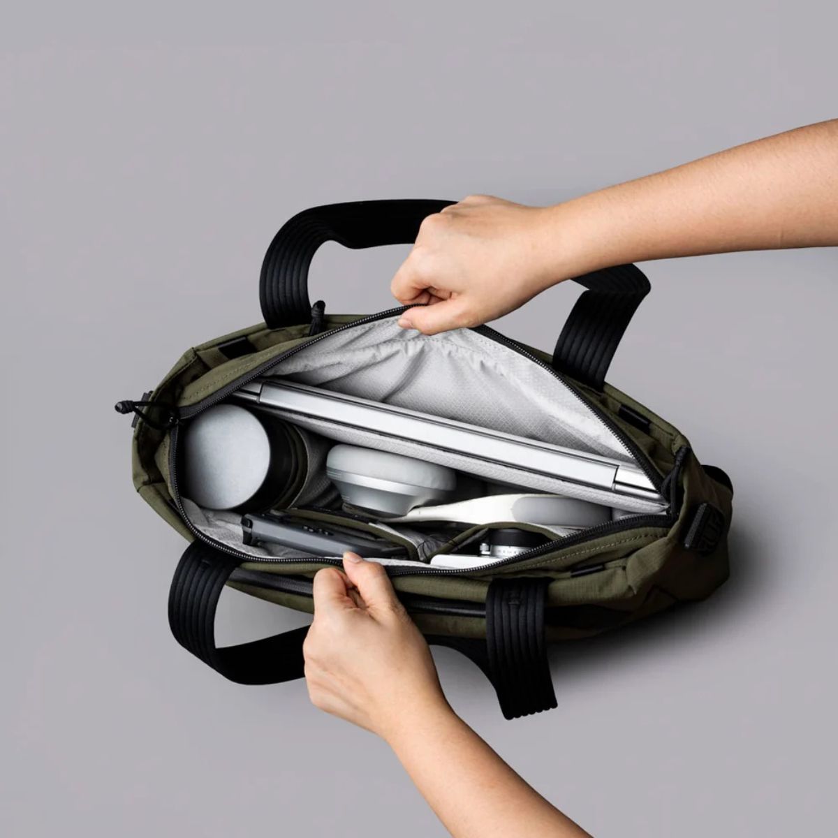 Alpaka Bravo Tote V2 12L