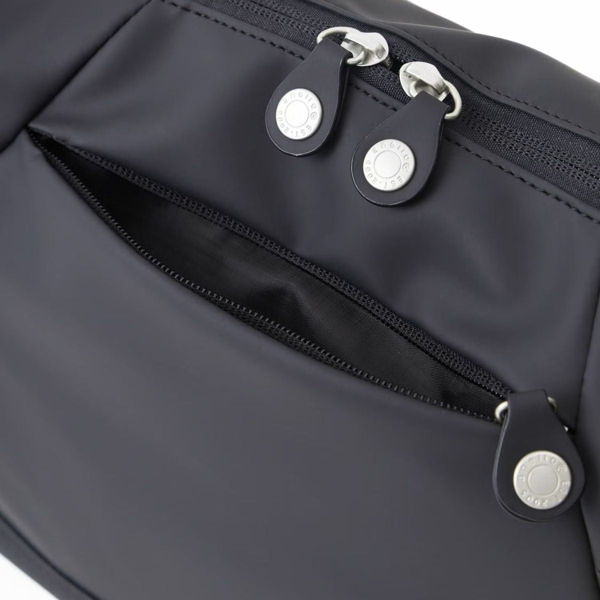 Anello Seek Shoulder Bag