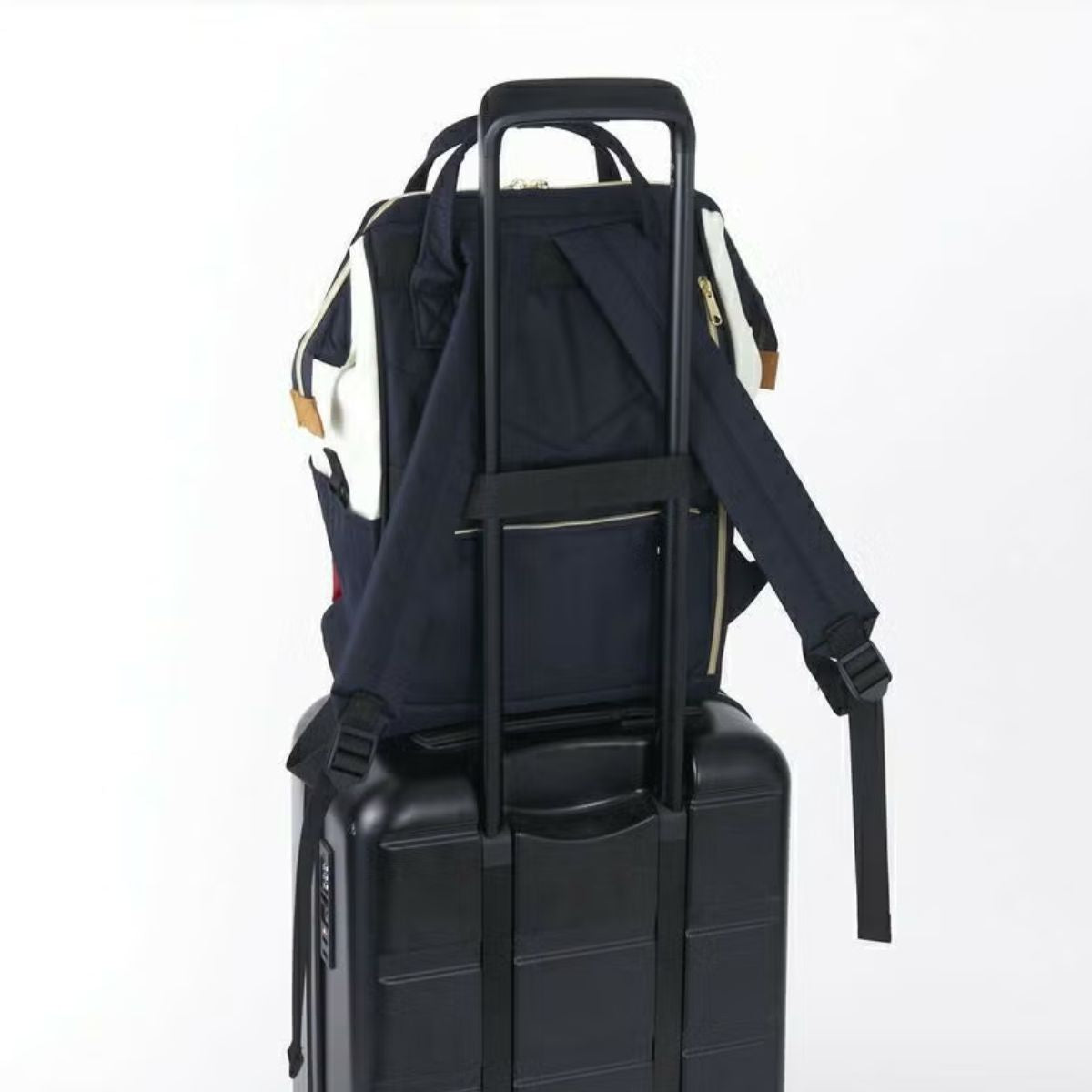 Anello Cross Bottle Clasp Backpack Regular