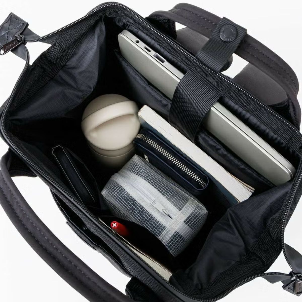 Anello Expand5 Clasp Backpack Regular