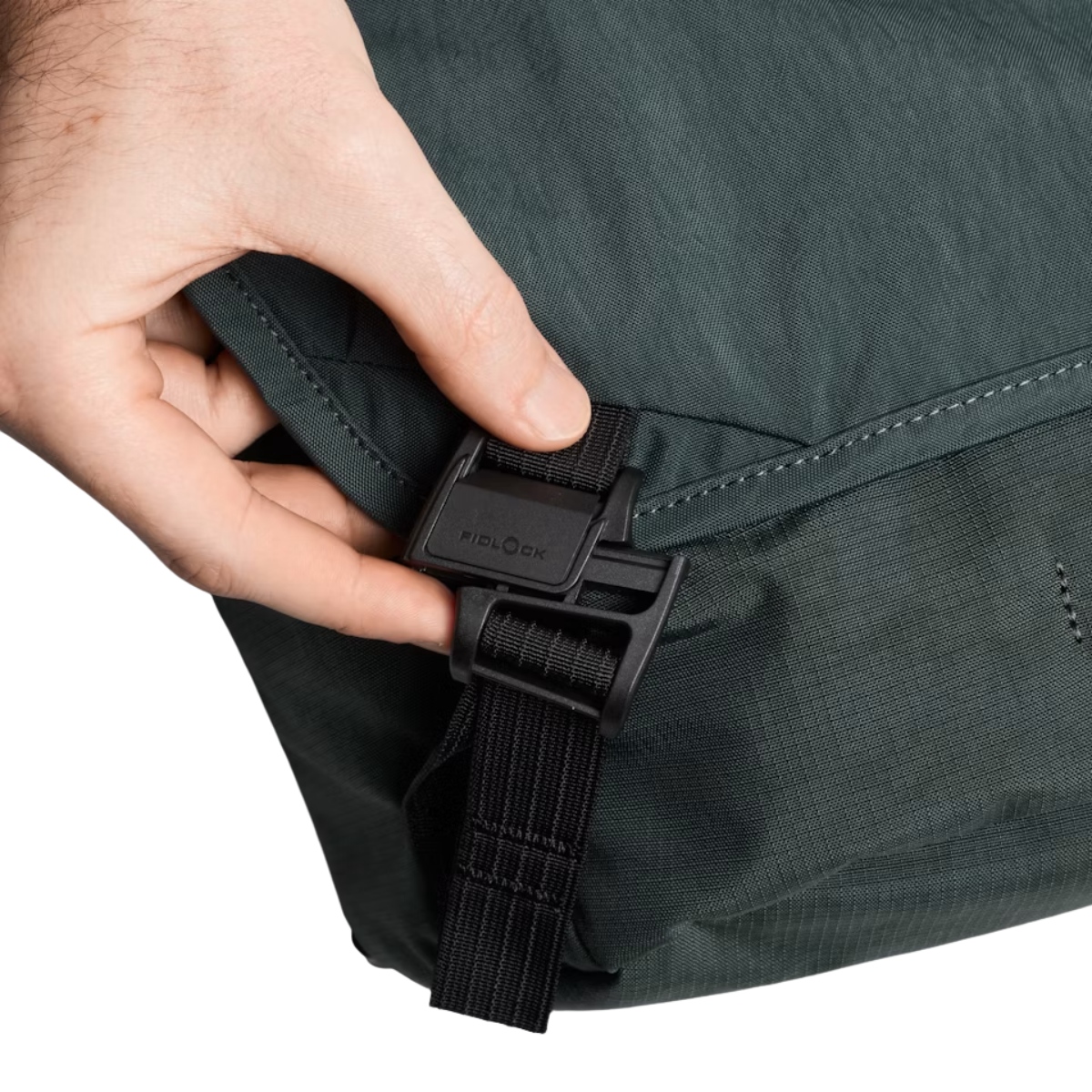 Bellroy Venture Messenger 16”