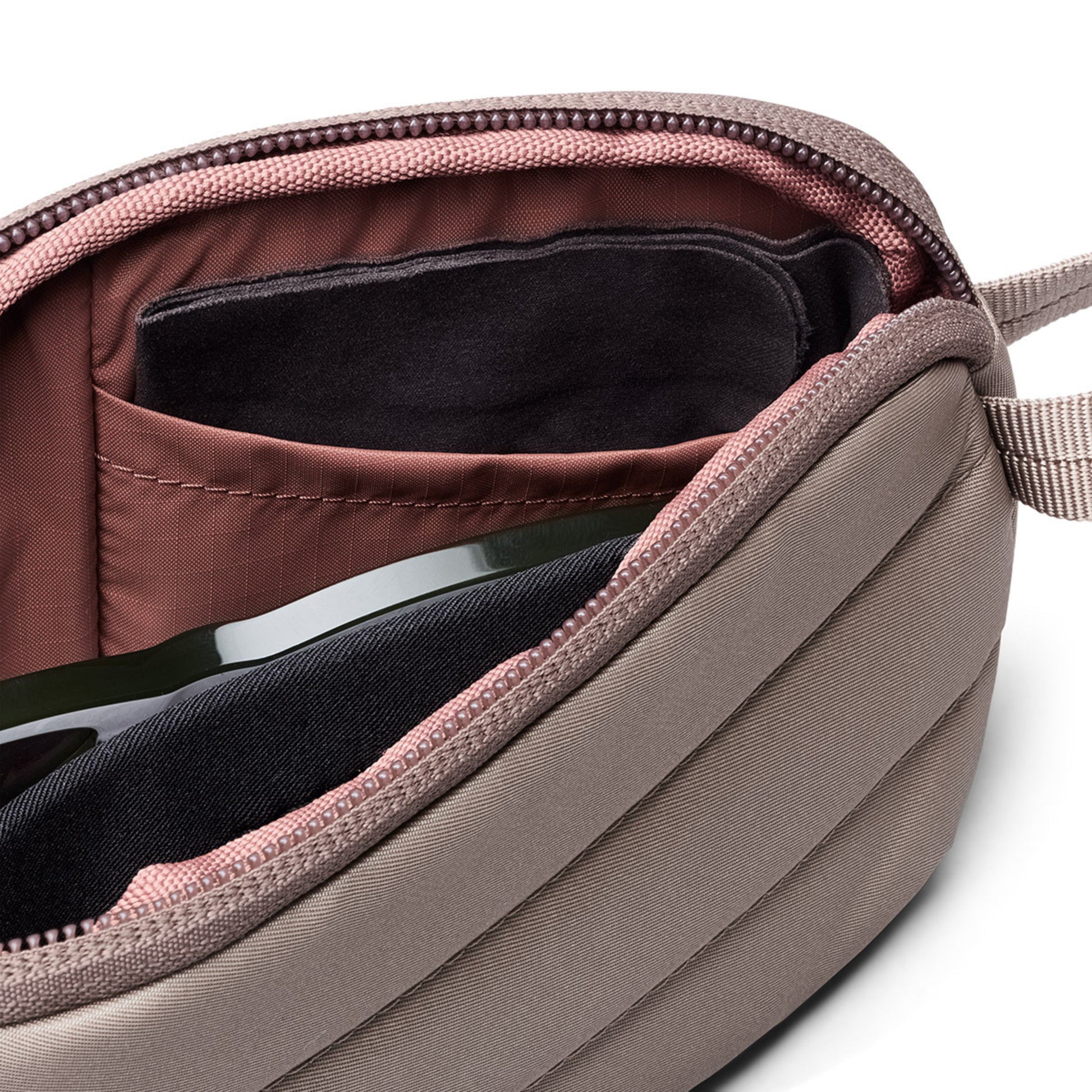 Bellroy Laneway Sunglasses Pocket