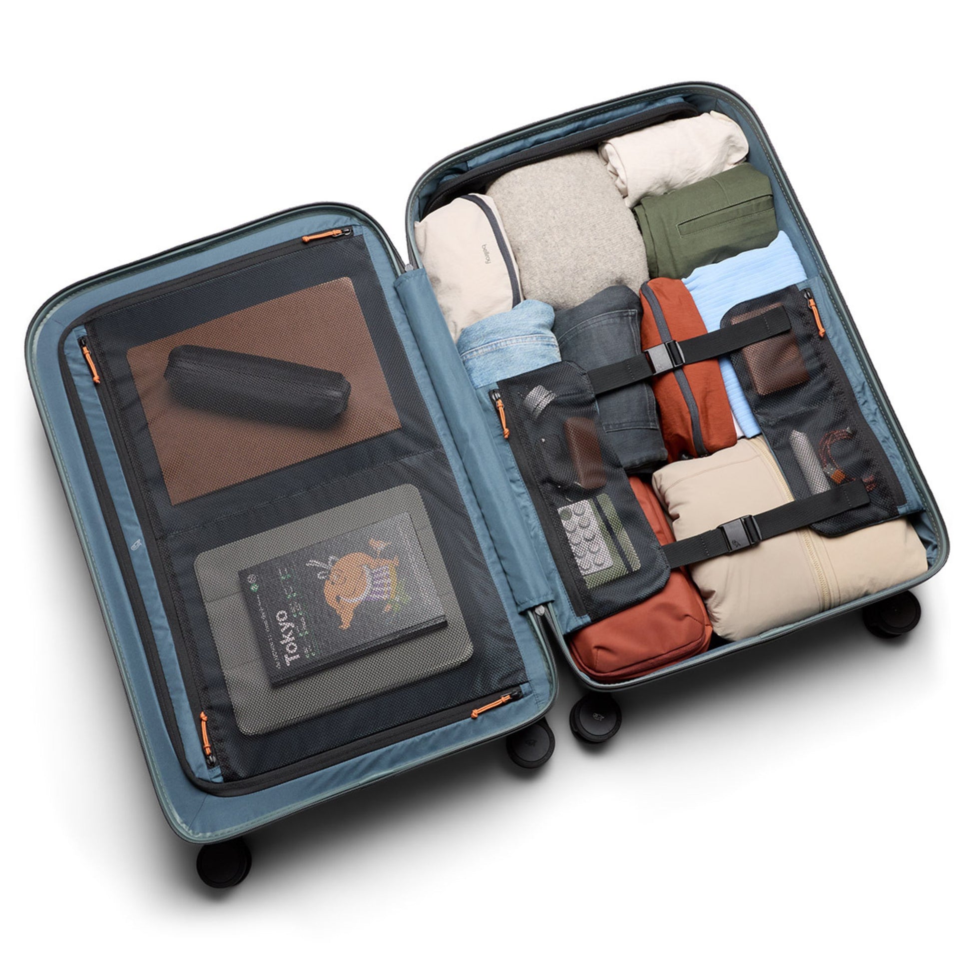 Bellroy Transit Check-In Large