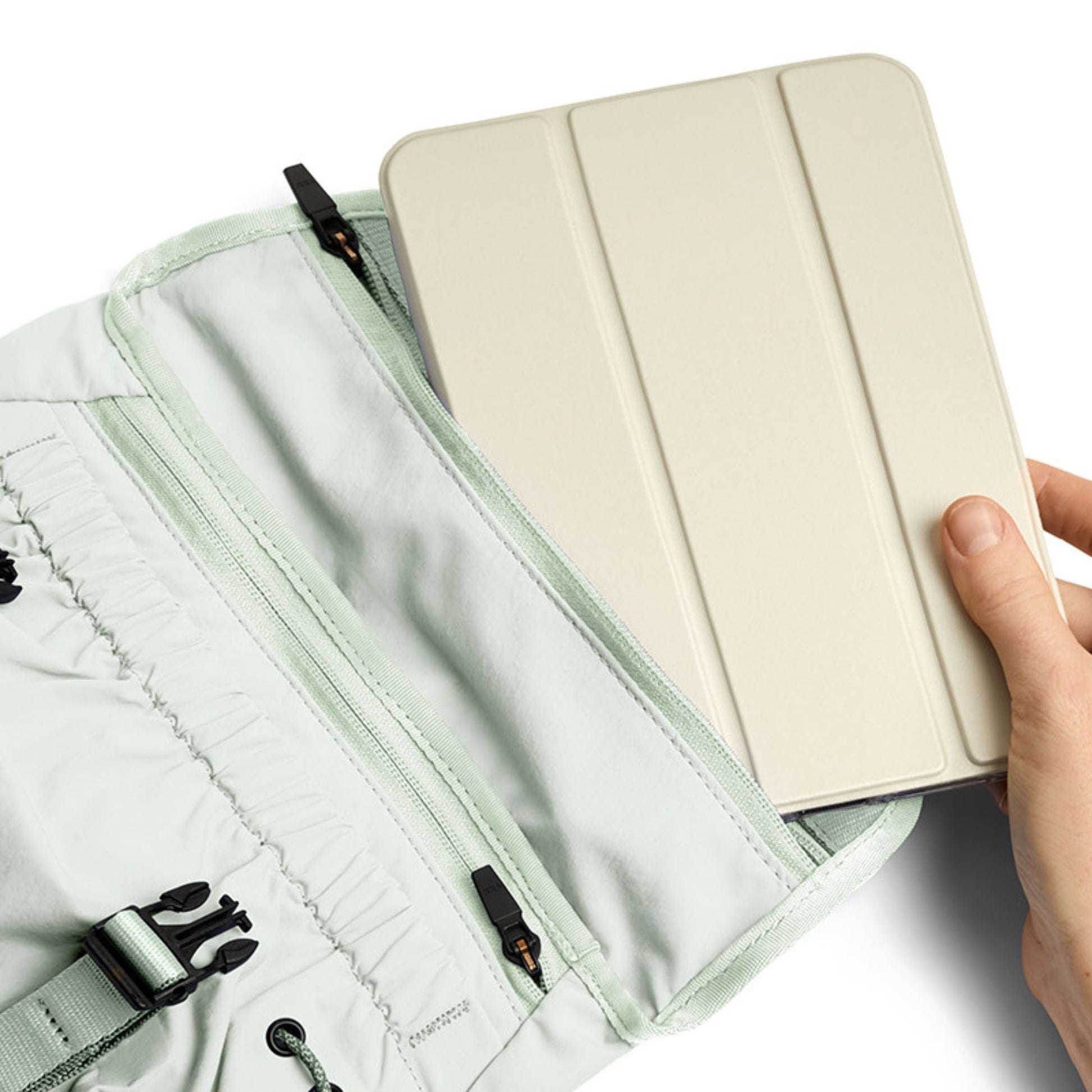 Bellroy Cinch Mini Messenger