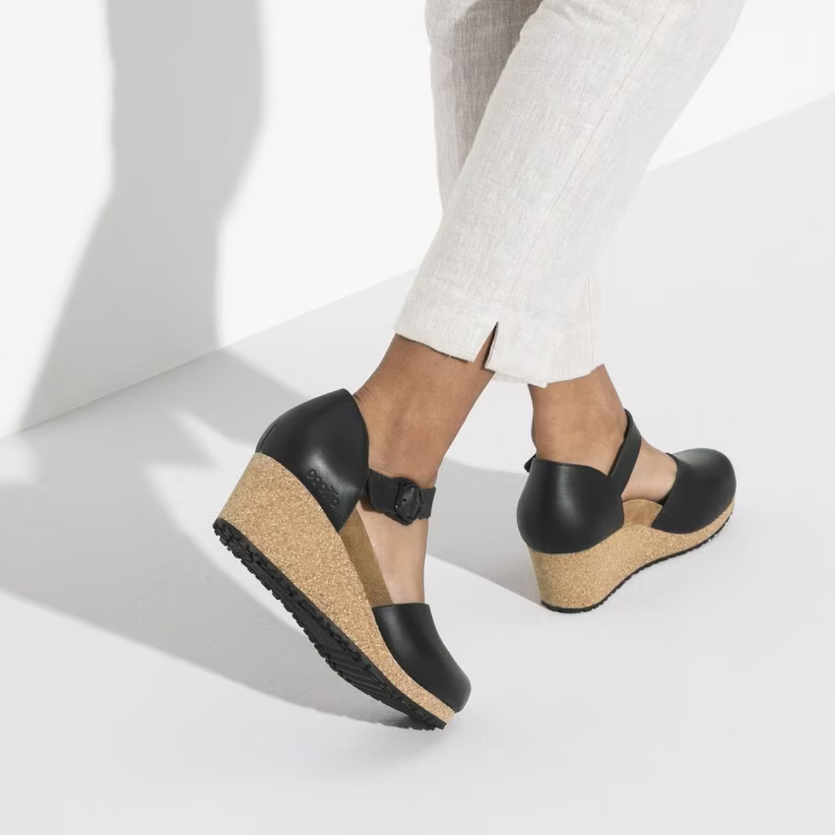 Birkenstock Women's Mary Leather in Black (Narrow Width)