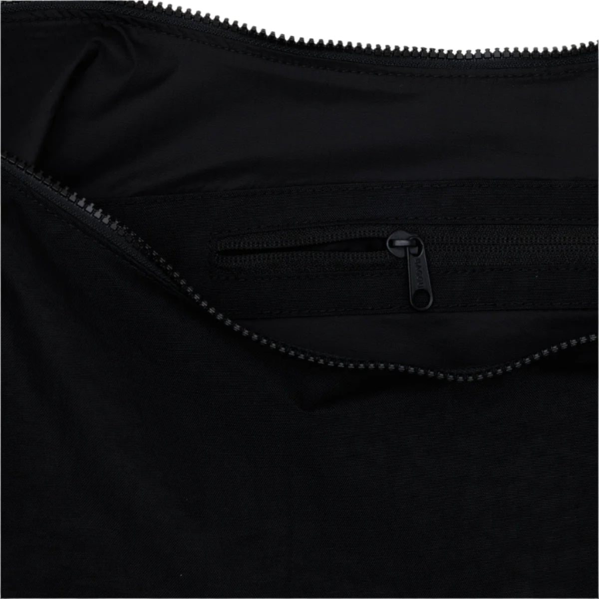 Baggu Grand sac en forme de croissant en nylon