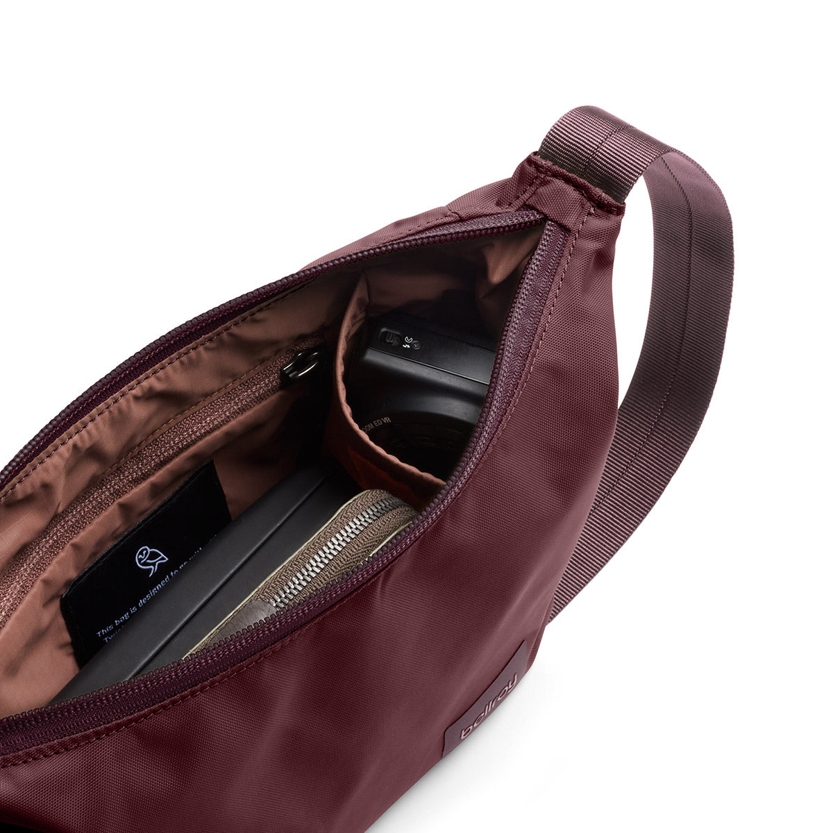 Bellroy Laneway Crescent Bag 2.5L