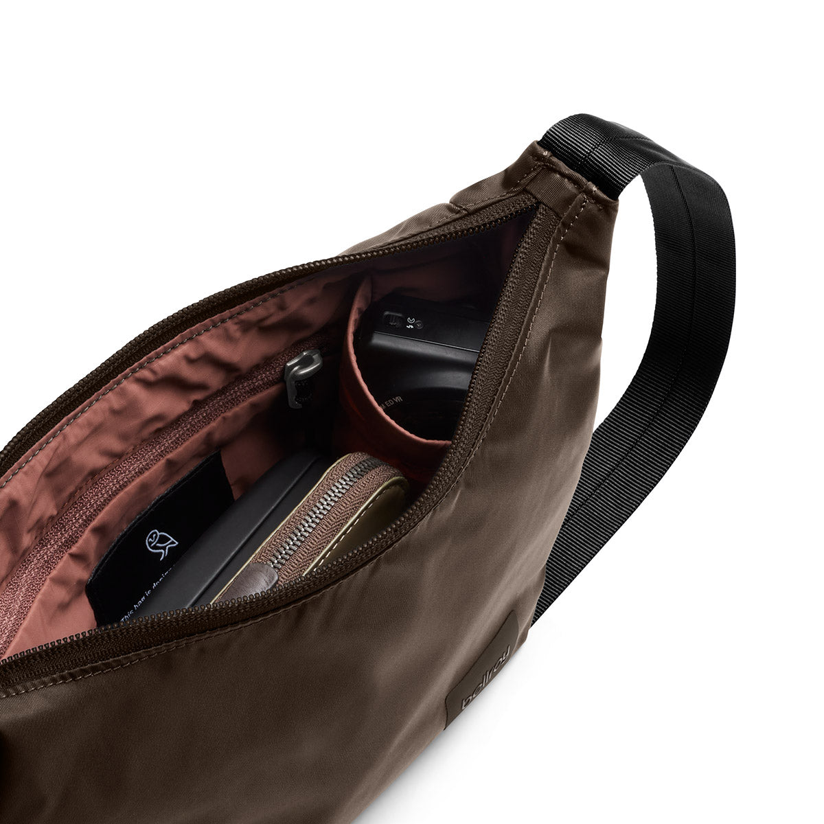 Bellroy Laneway Crescent Bag 2.5L