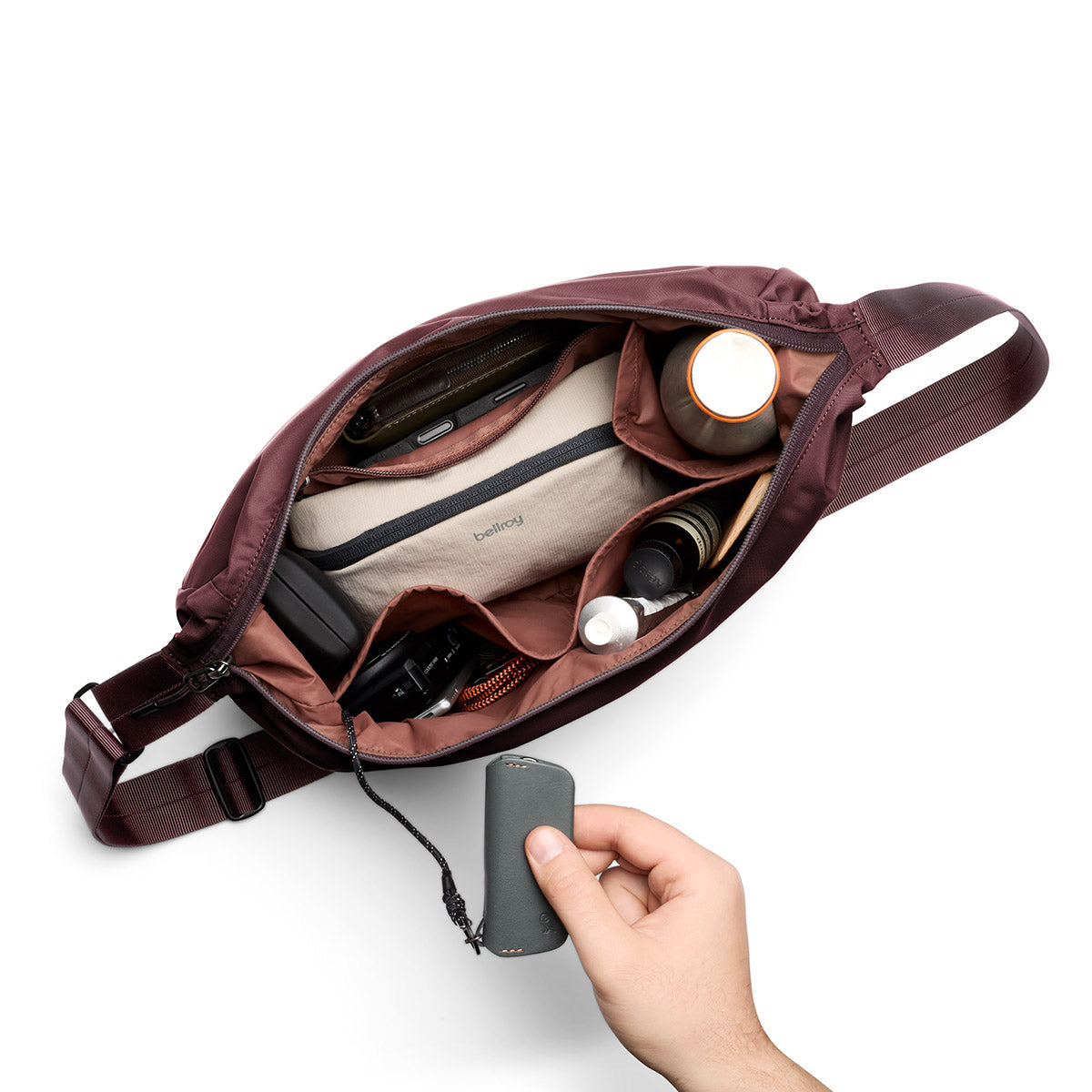 Bellroy Laneway Crescent Bag 7L