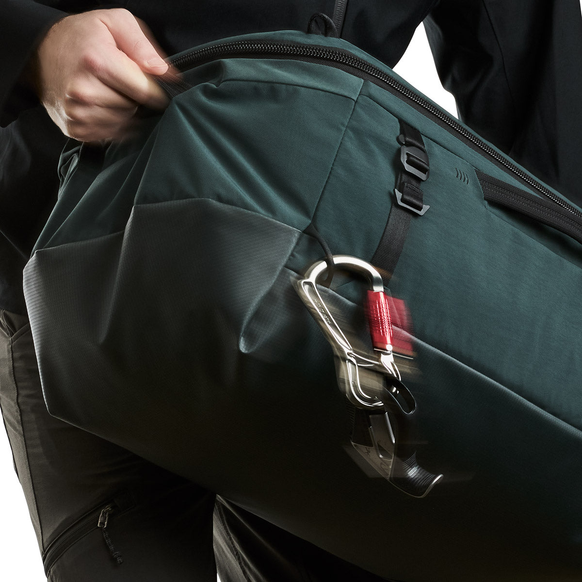 Bellroy Venture Hauler Pack
