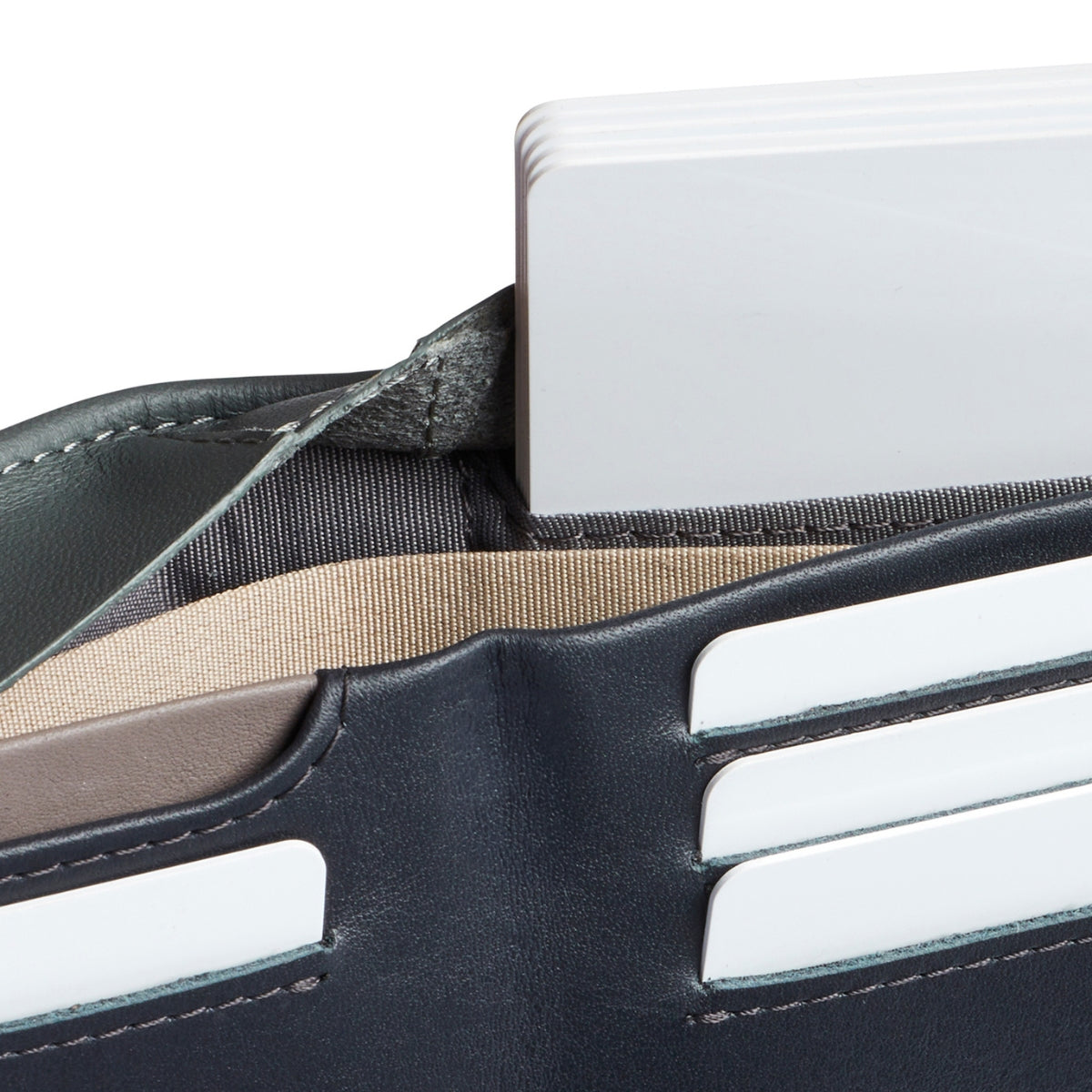 Bellroy Hide & Seek Lo