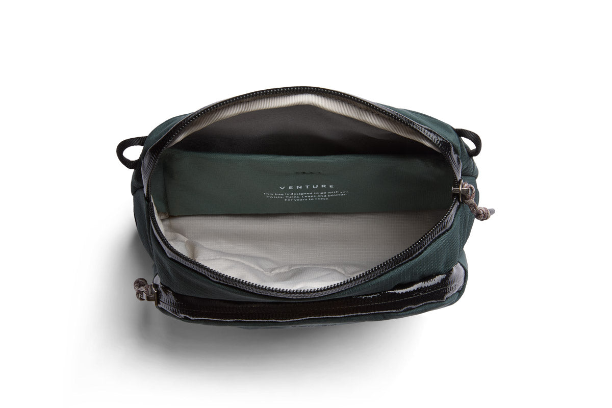 Bellroy Venture Pouch