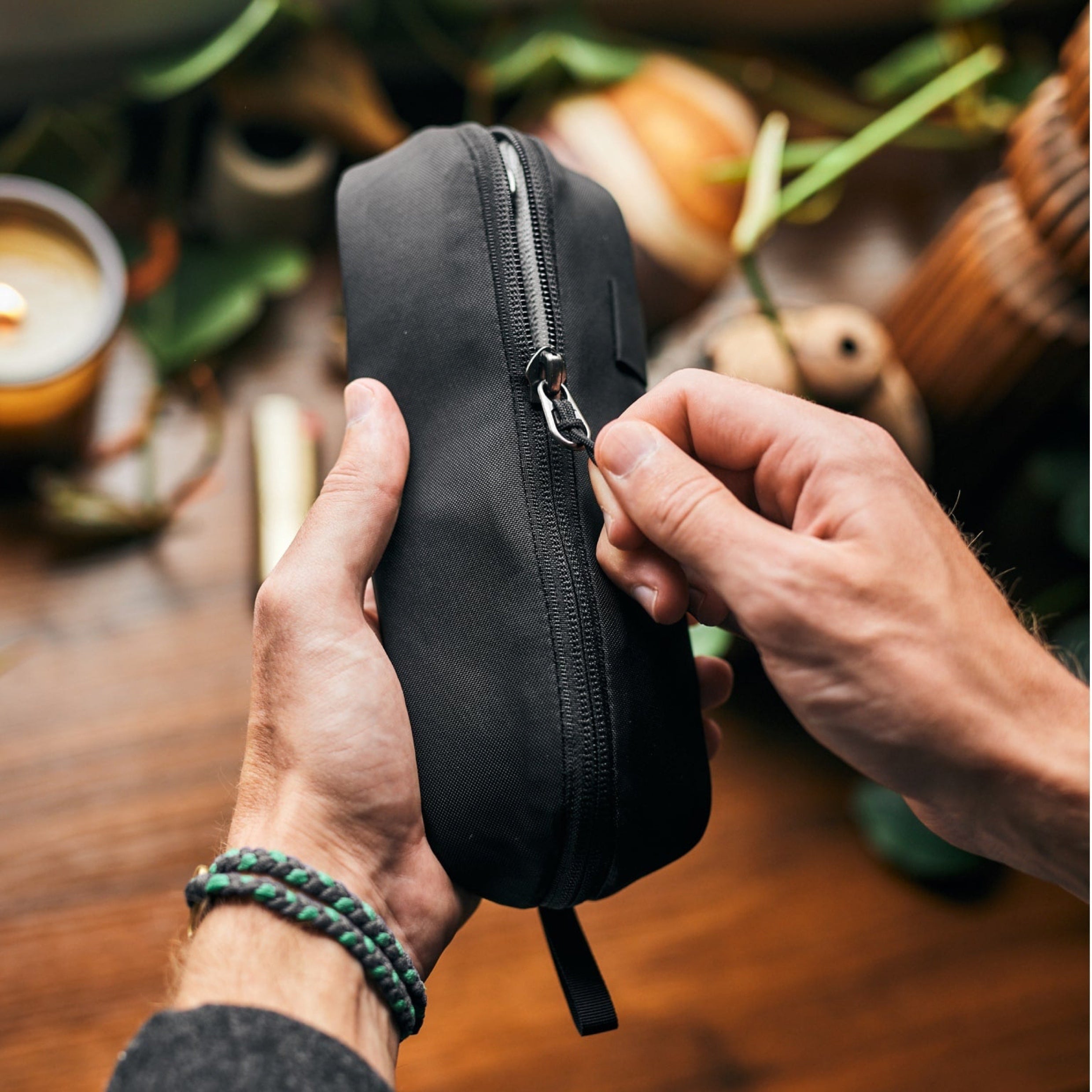 Evergoods Civic Access Pouch 0.5L in Solution Dyed Black – Te Koop