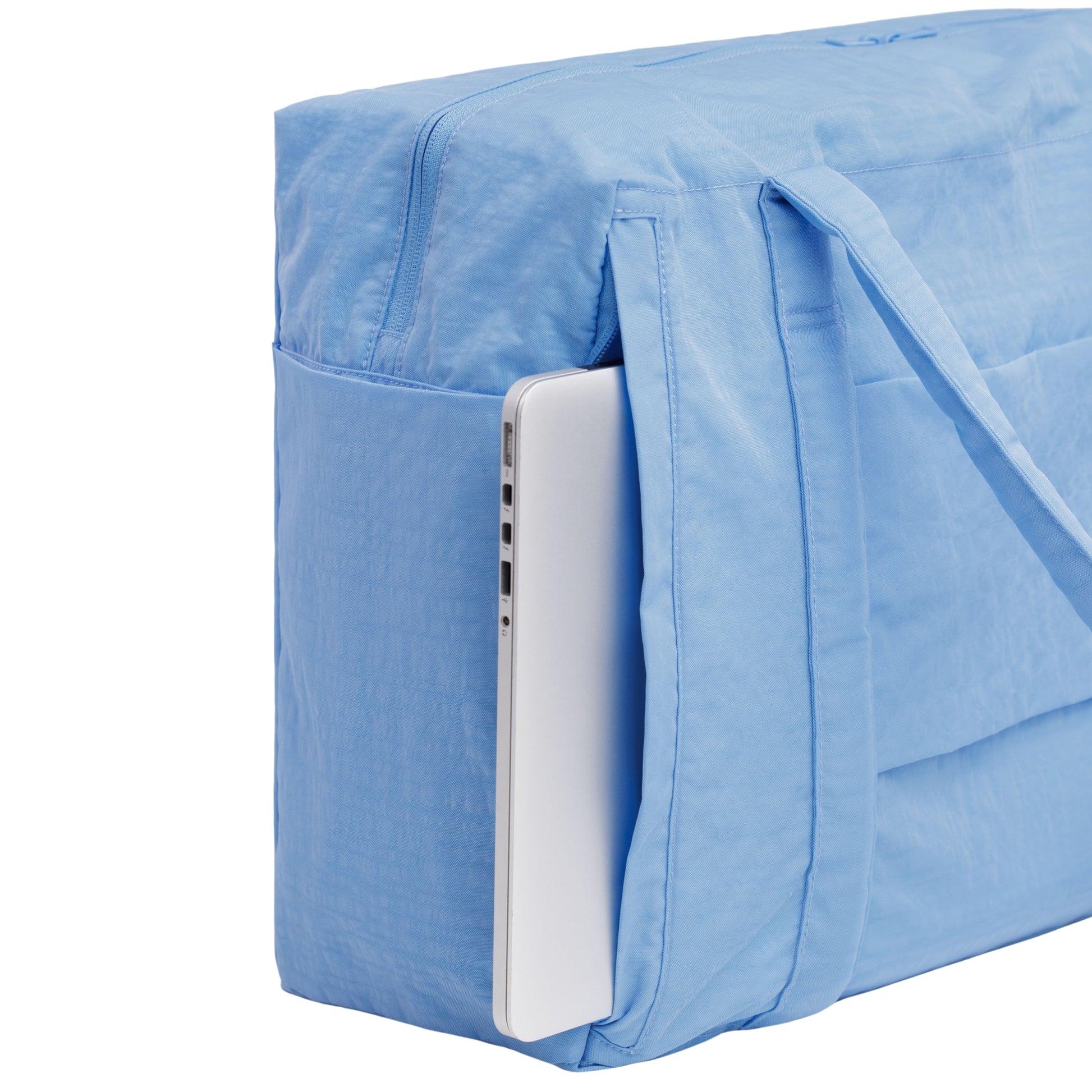 Baggu Cloud Carry-on