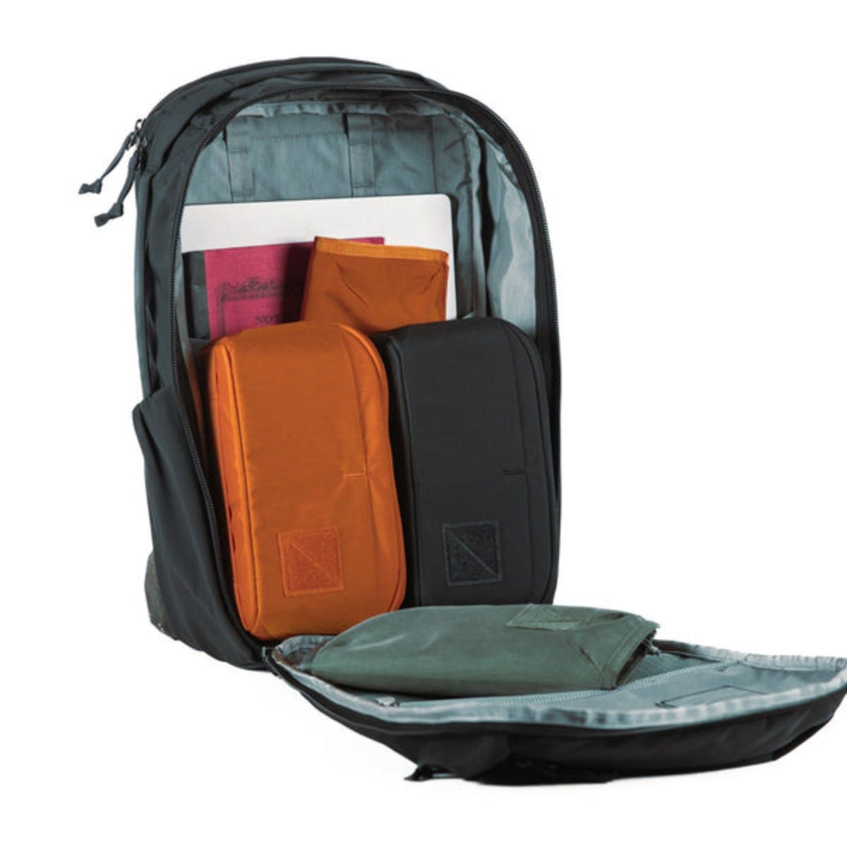Evergoods Civic Travel Bag 26L in Solution Dyed Black – Te Koop