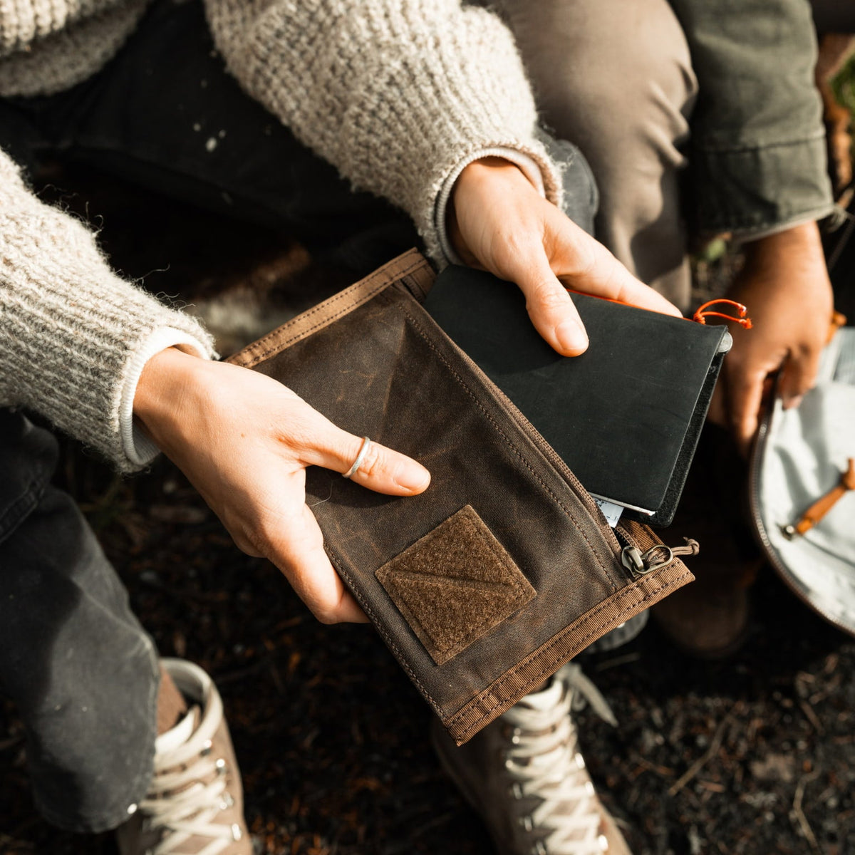 Evergoods Civic Flat Pouch - Waxed Tan