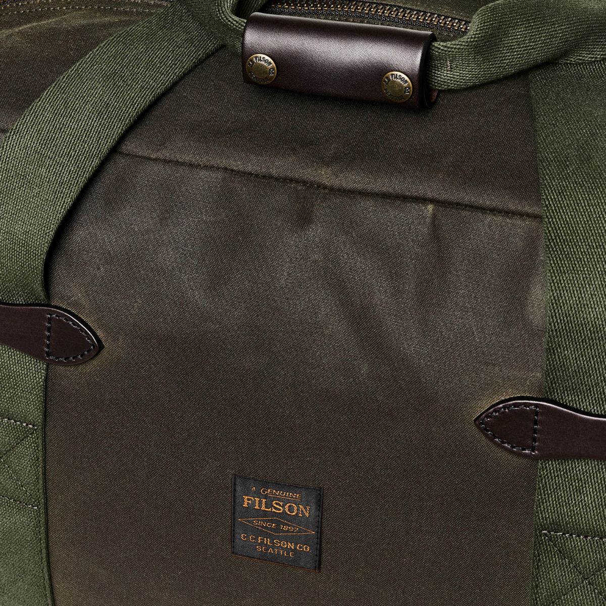 Filson Medium Tin Cloth Duffle Bag