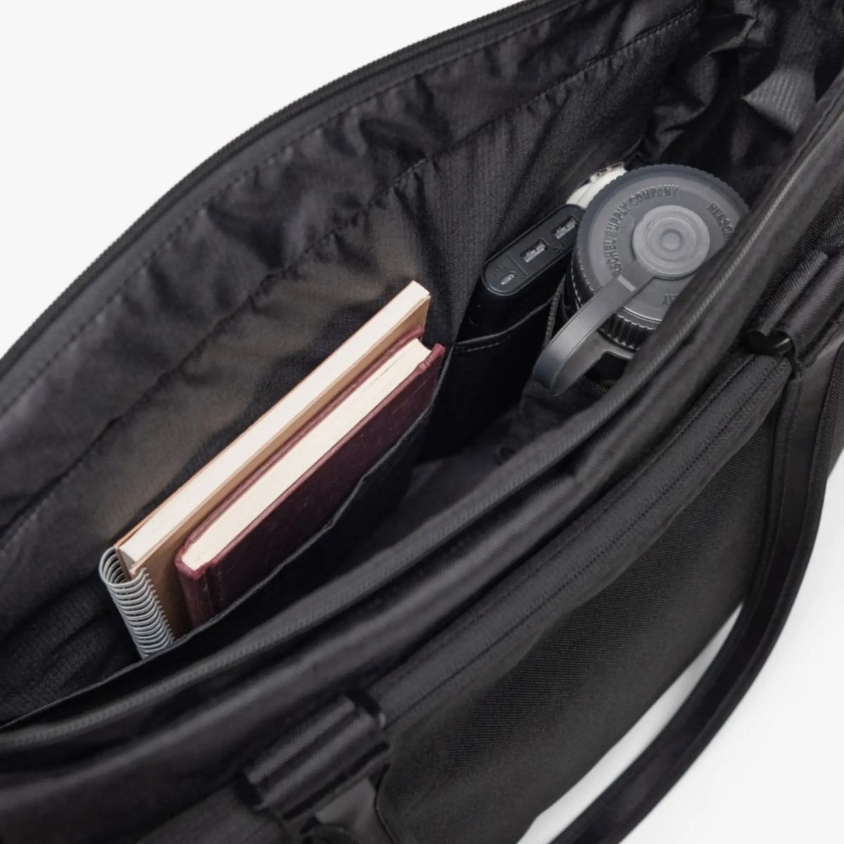 Herschel Kaslo Tech Tote 23L