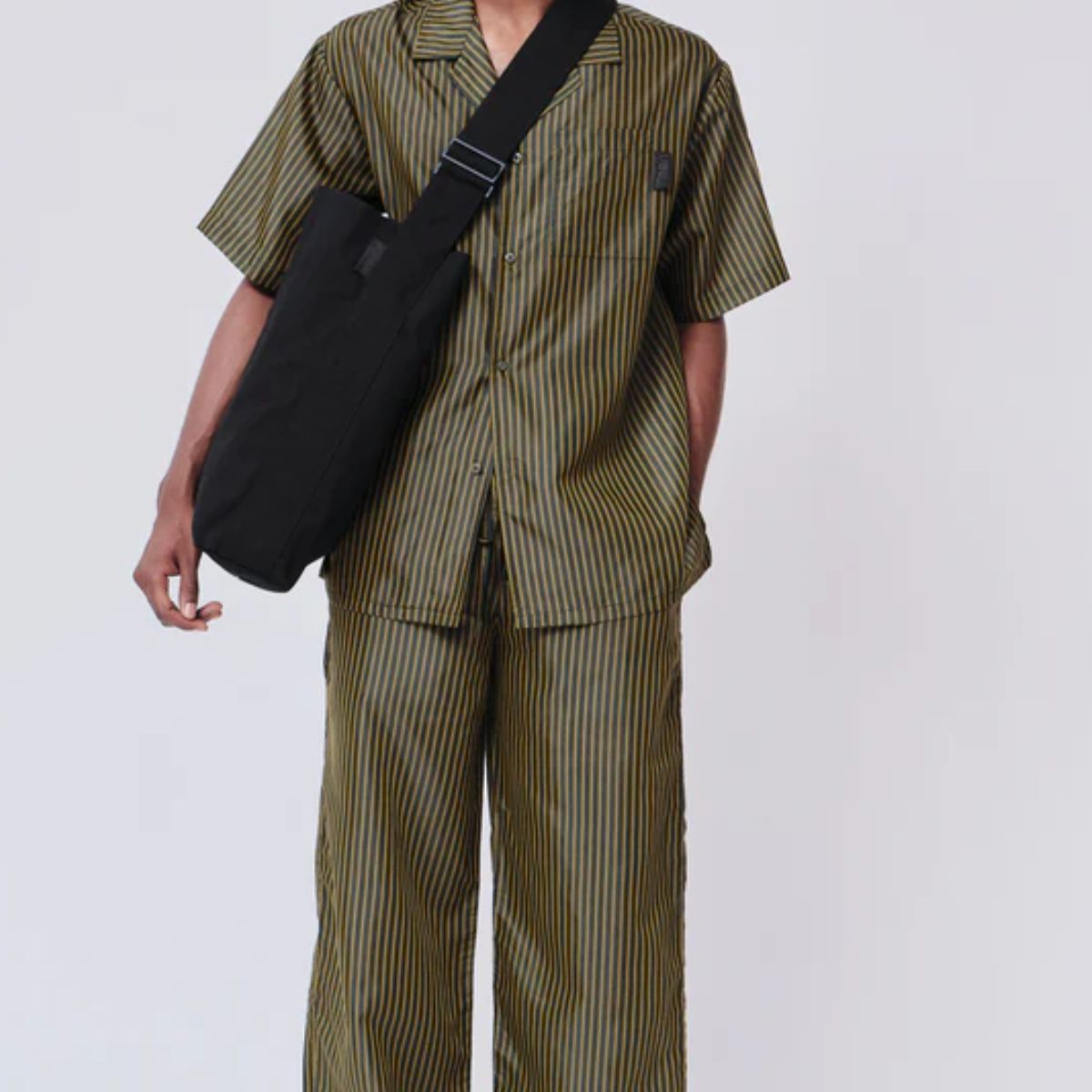 Kaan Crossbody Bucket