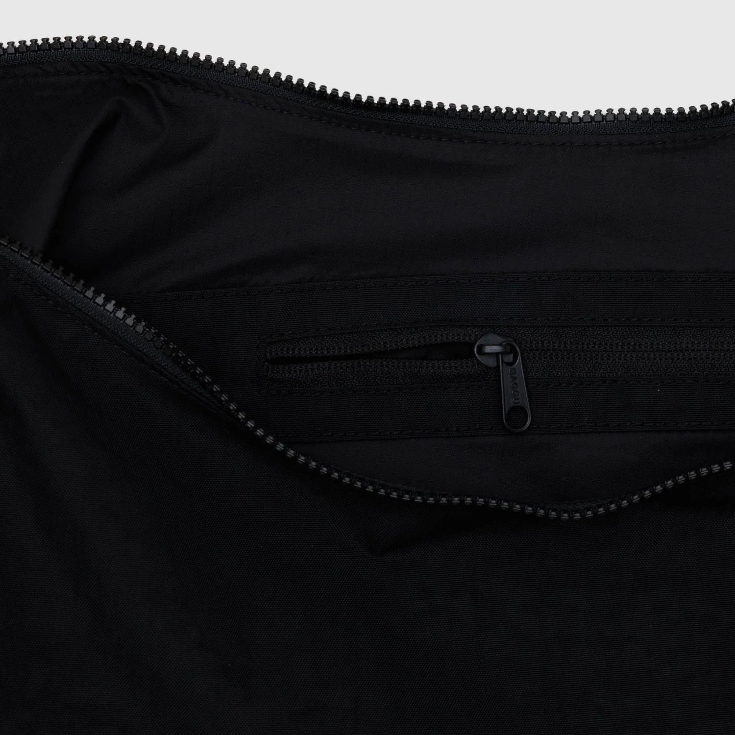 Baggu Large Nylon Crescent Bag 41"