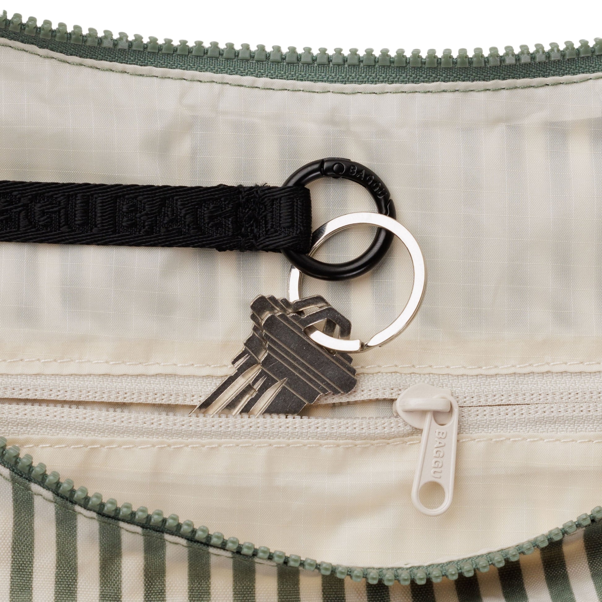 Baggu Grand sac en forme de croissant en nylon