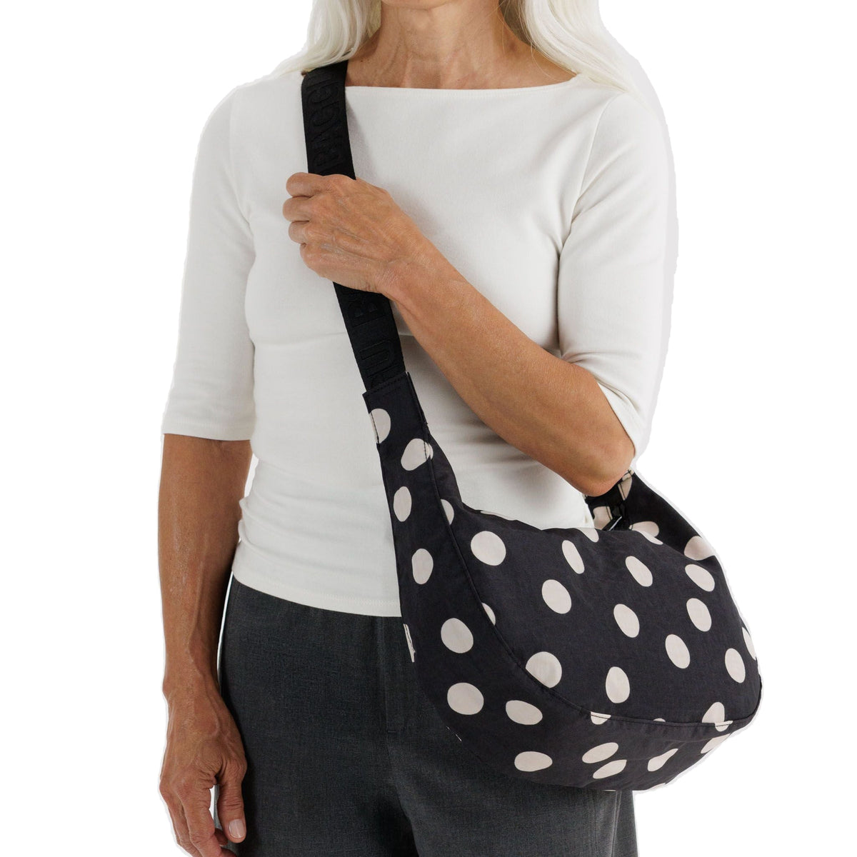 Sac croissant en nylon moyen Baggu