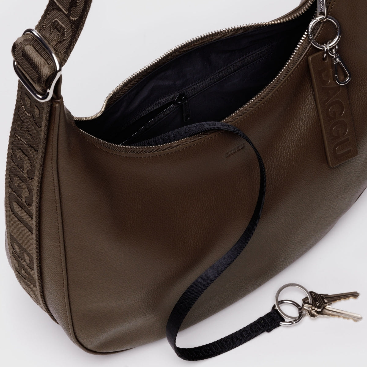 Baggu Medium Recycled Leather Crescent Bag
