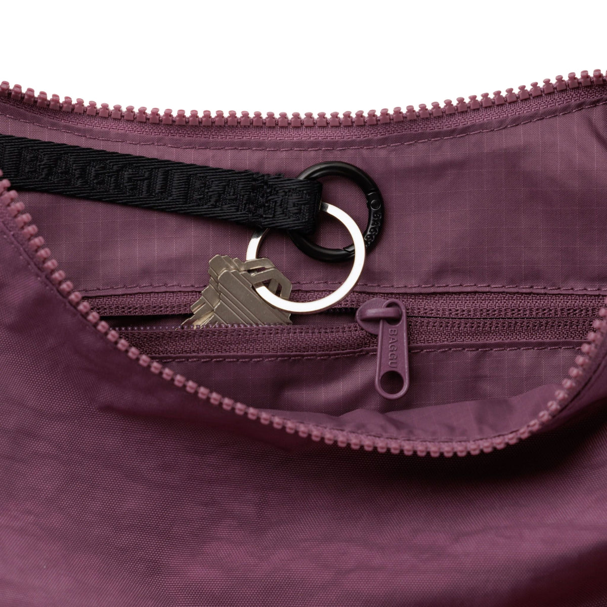 Baggu Medium Nylon Crescent Bag