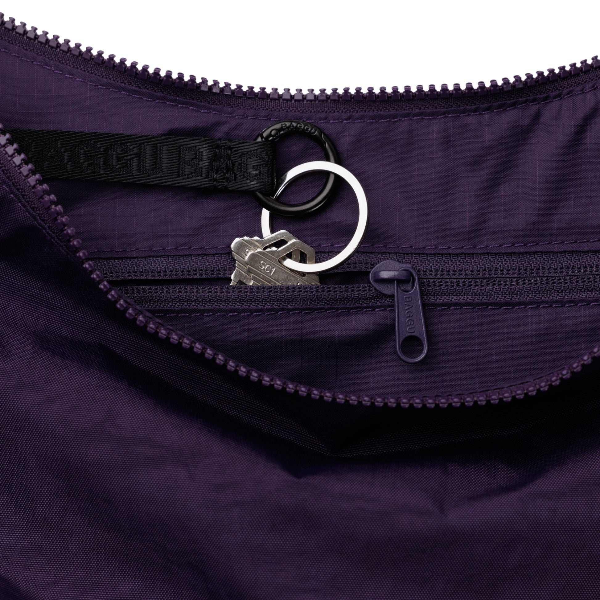 Baggu Medium Nylon Crescent Bag