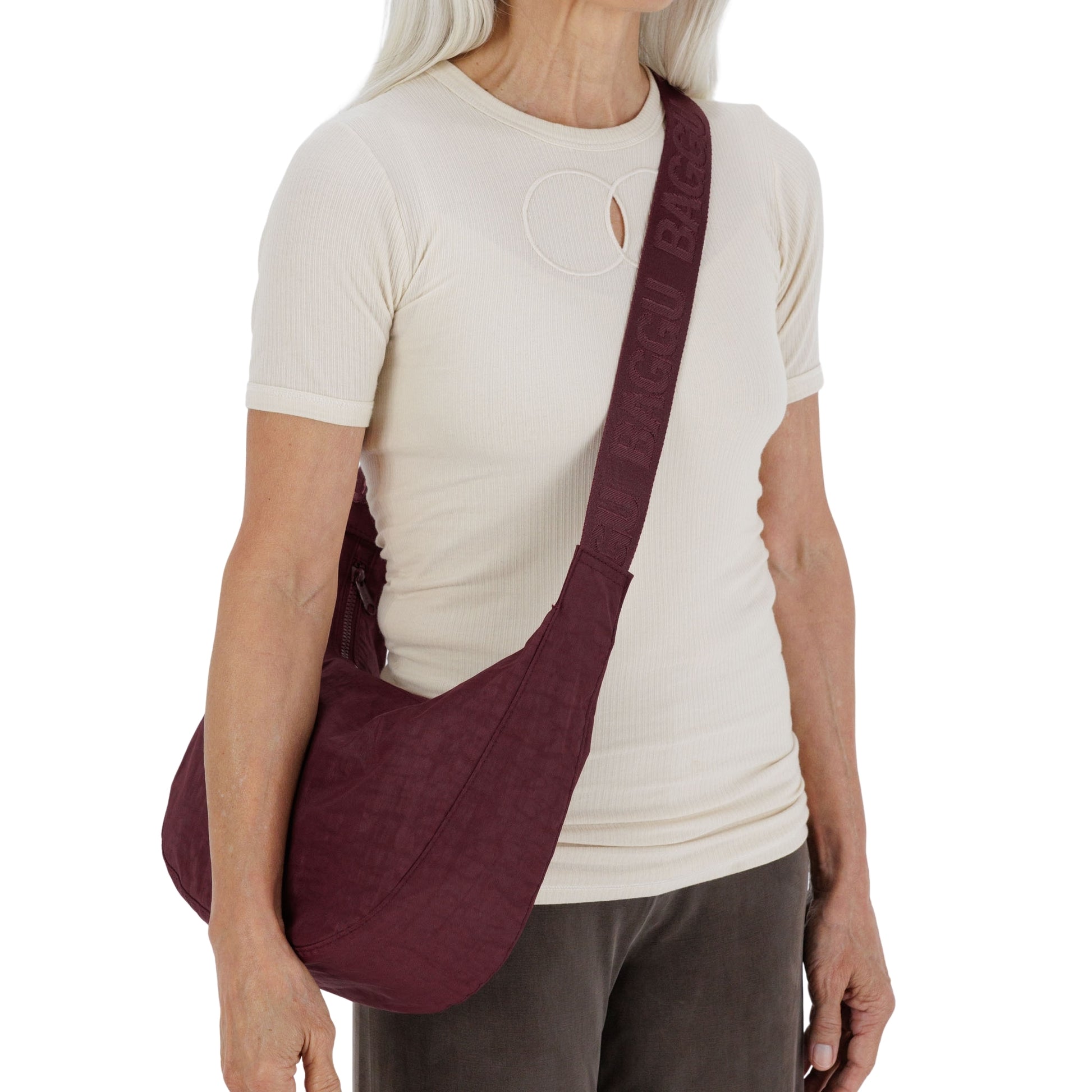 Sac croissant en nylon moyen Baggu