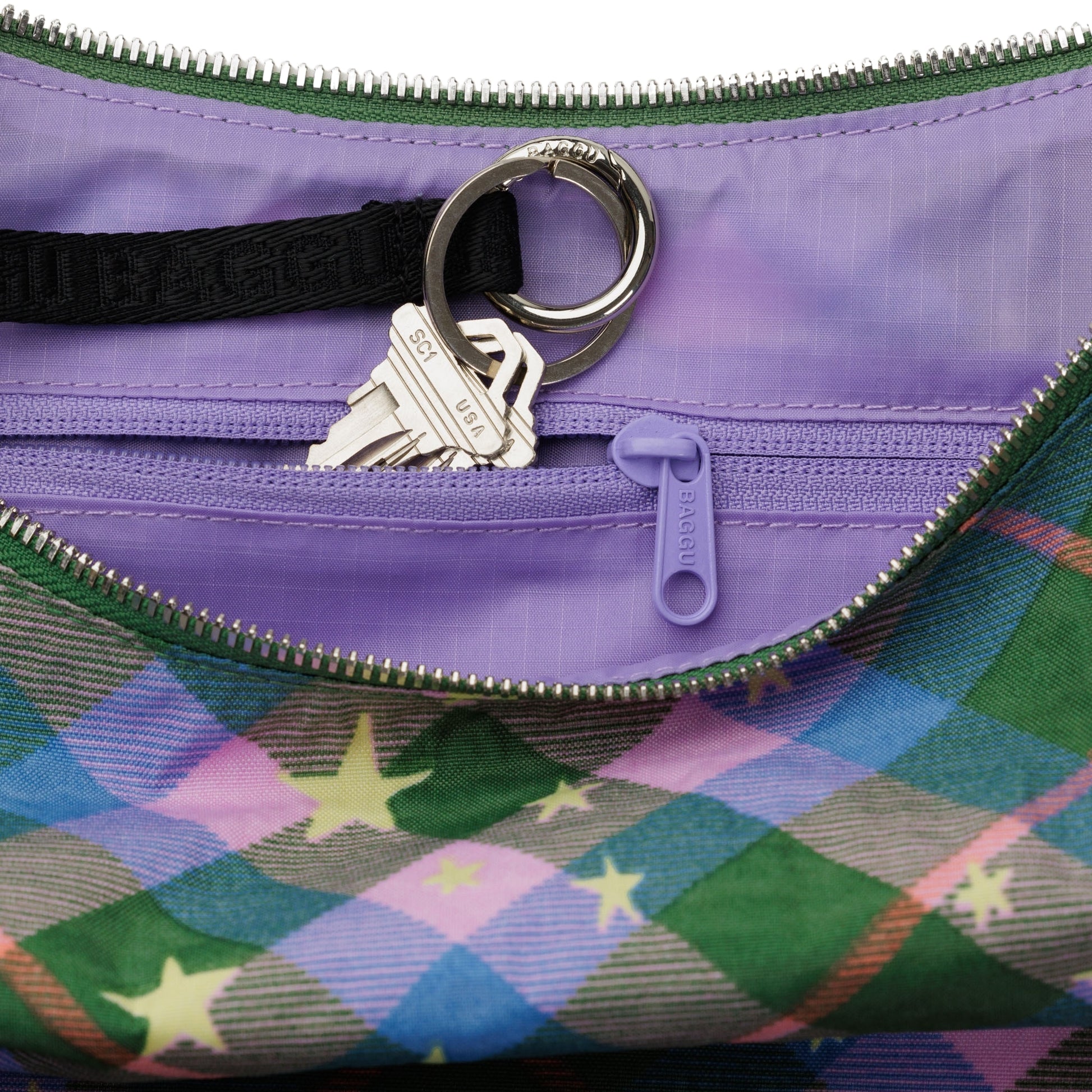 Baggu Medium Nylon Crescent Bag