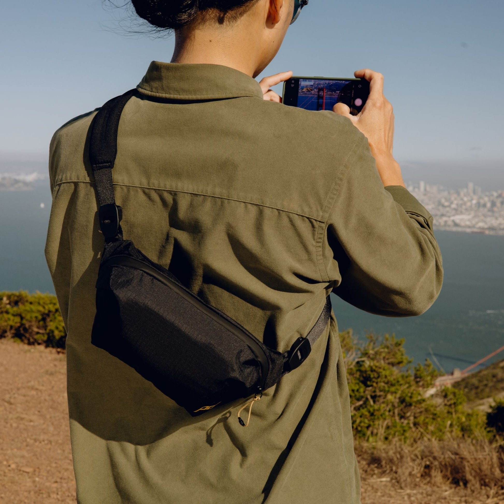 Peak Design Outdoor Sling 2L
