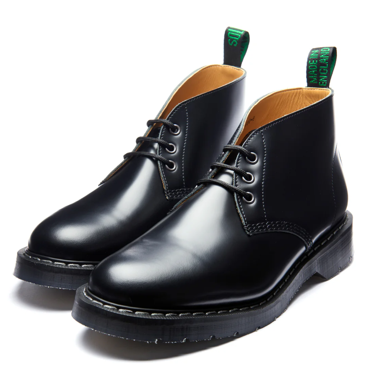 Solovair 3 Eye Chukka Boot in Black Hi-Shine