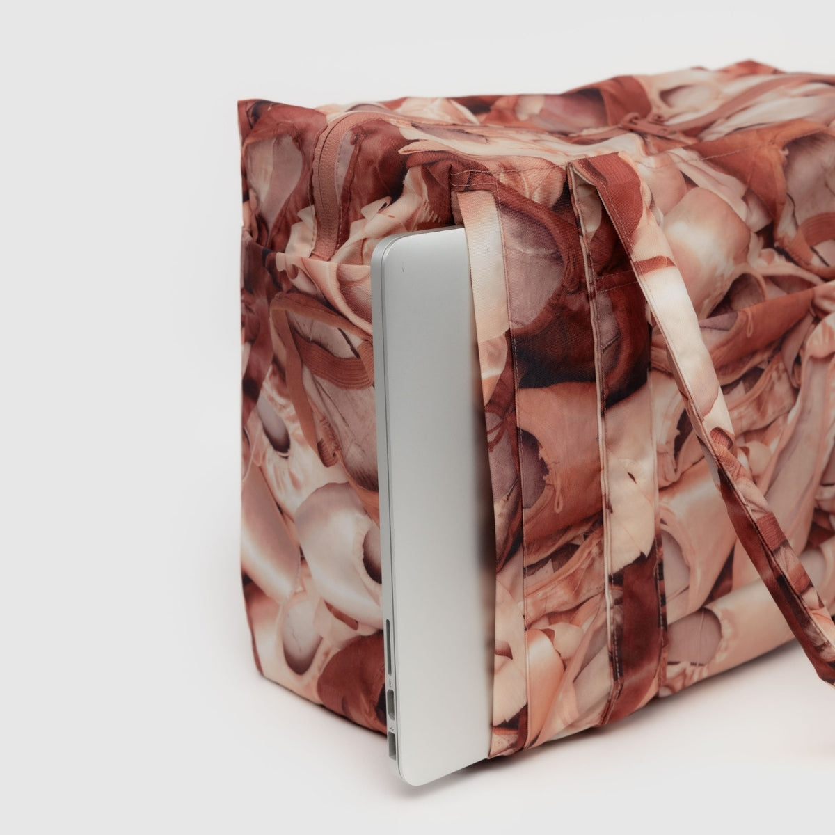 Baggu Small Cloud Carry-On