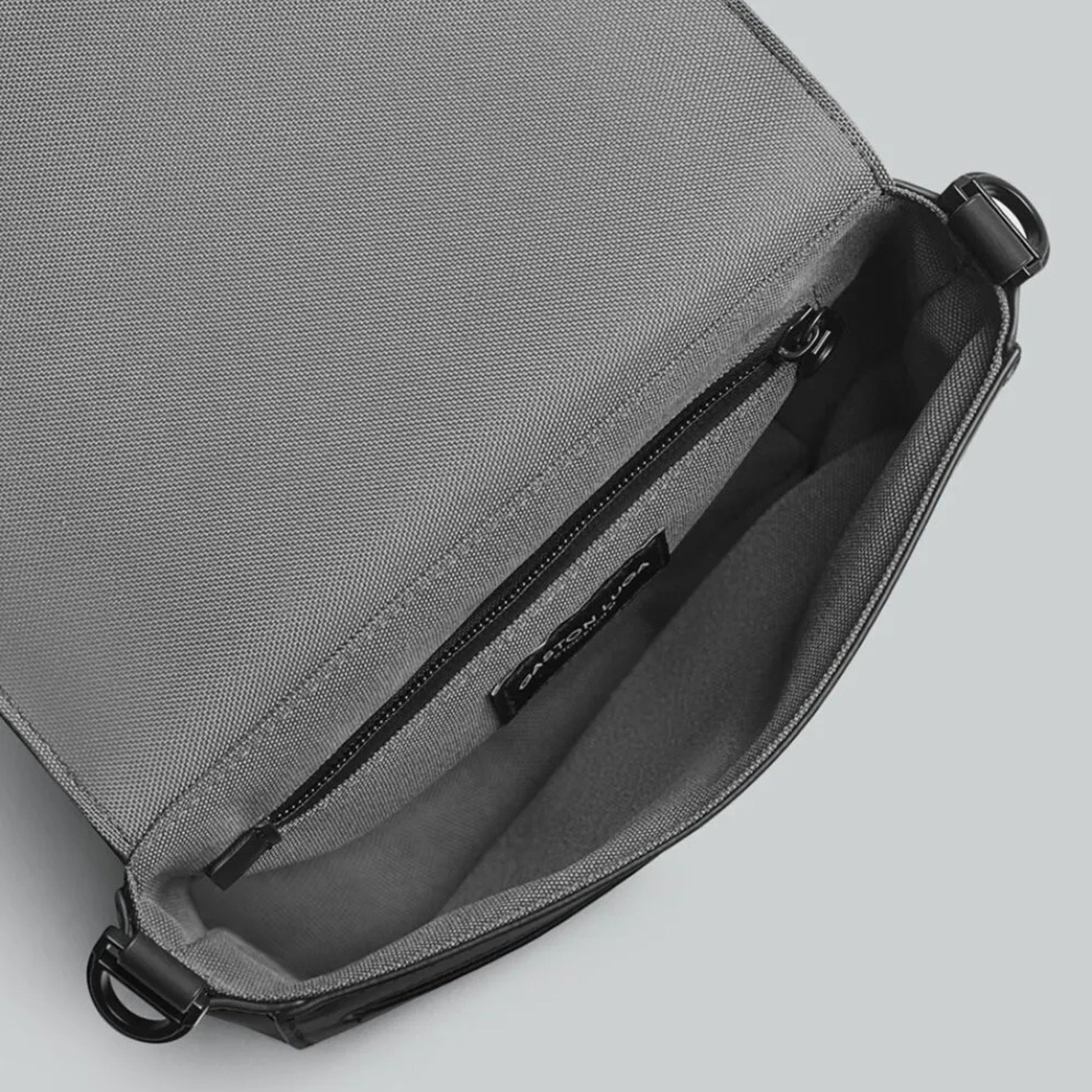 Gaston Luga Spläsh Moon Crossbody
