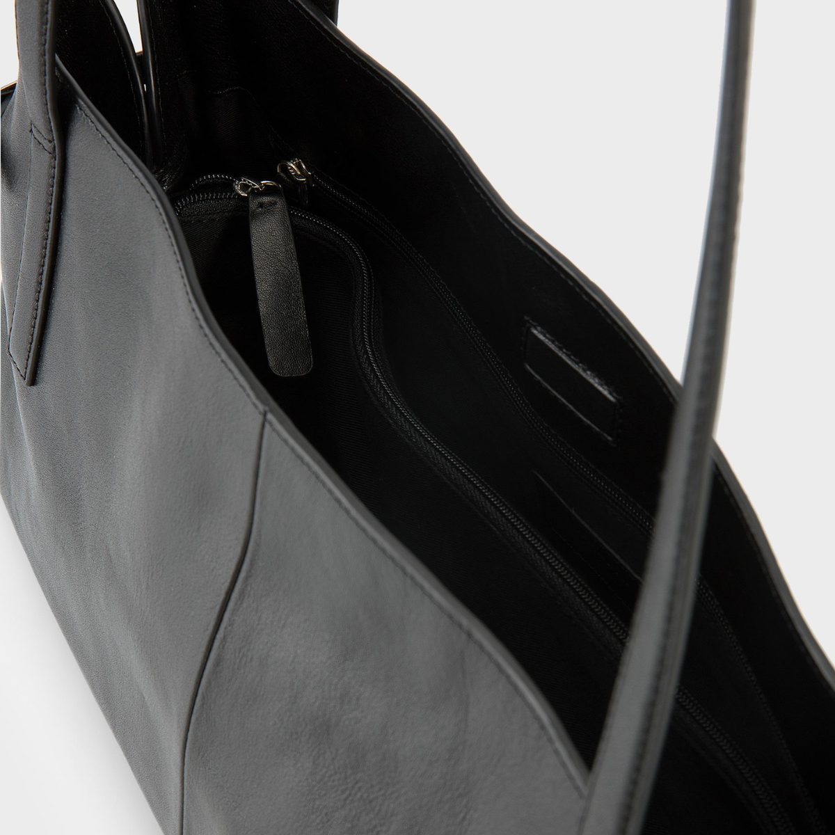 Vagabond Cannes Mini Bag Black