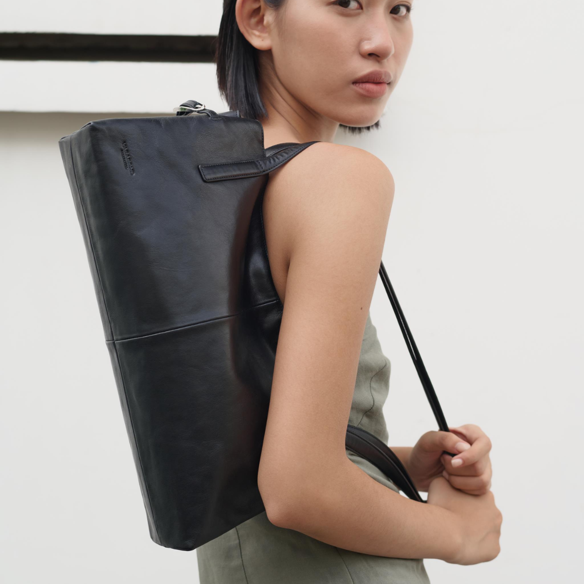 Vagabond Cannes Mini Bag Black