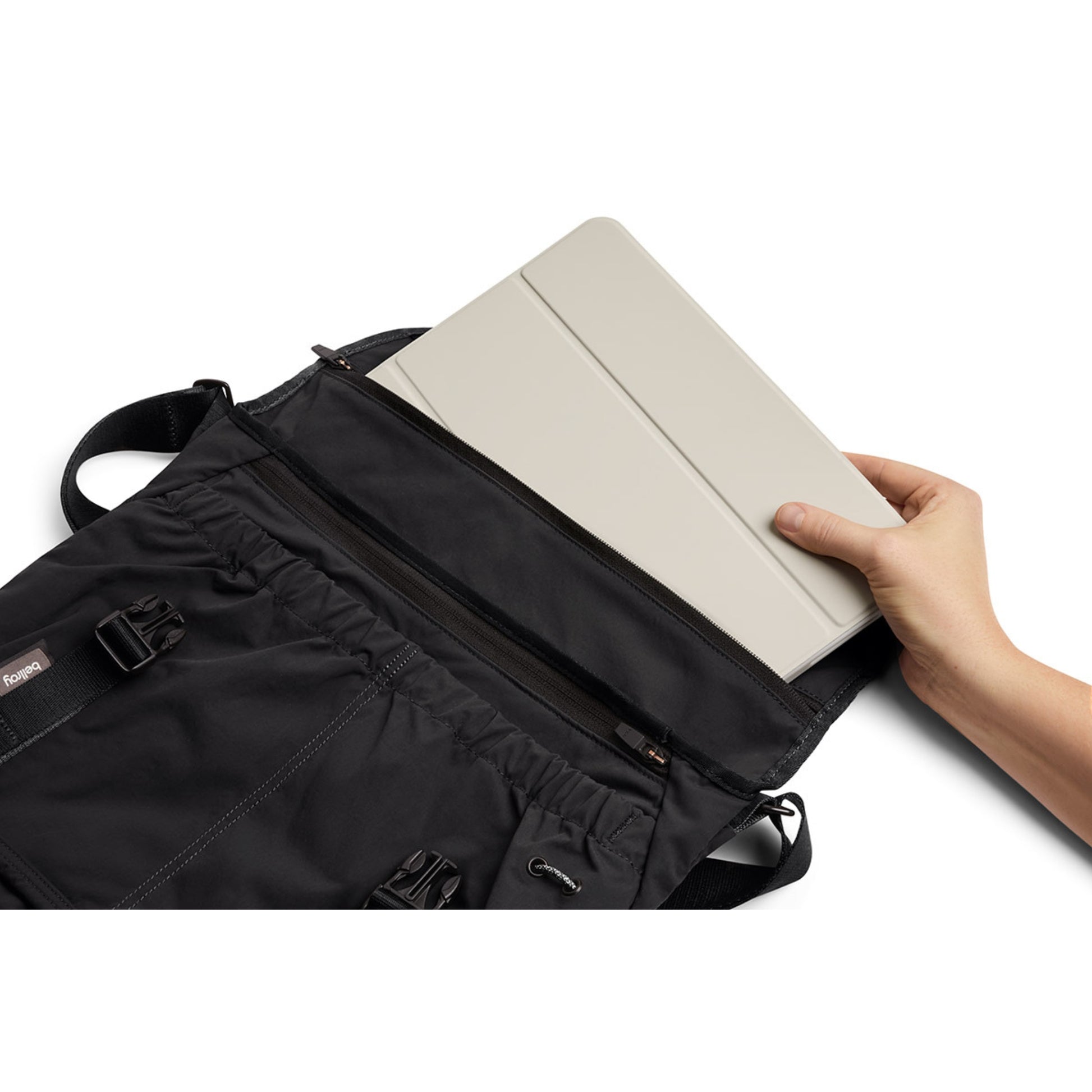Bellroy Cinch Messenger