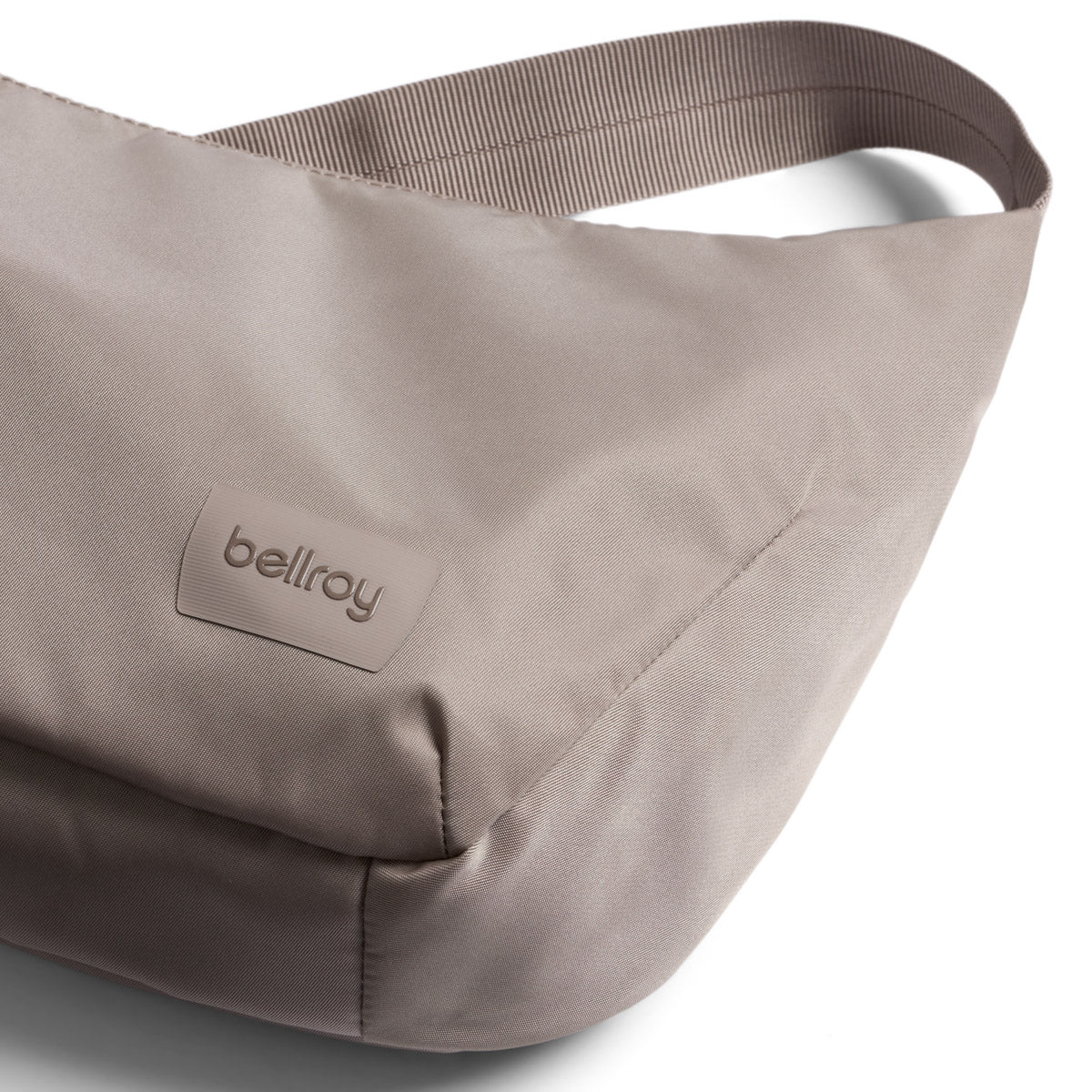 Bellroy Laneway Crescent Bag 2.5L