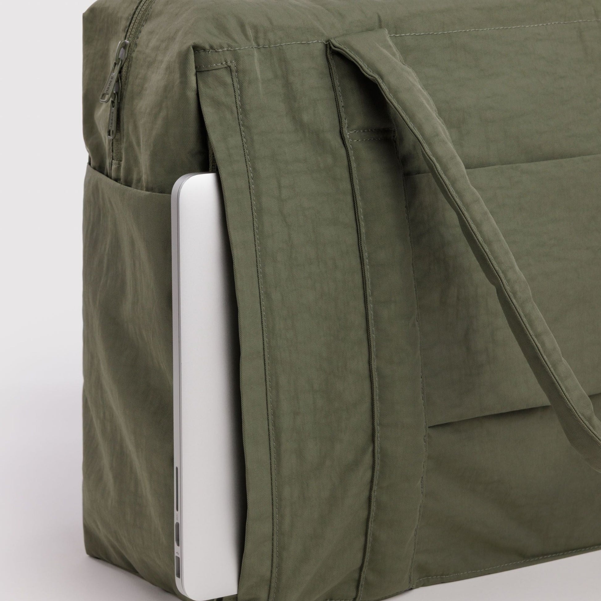 Baggu Cloud Carry-on
