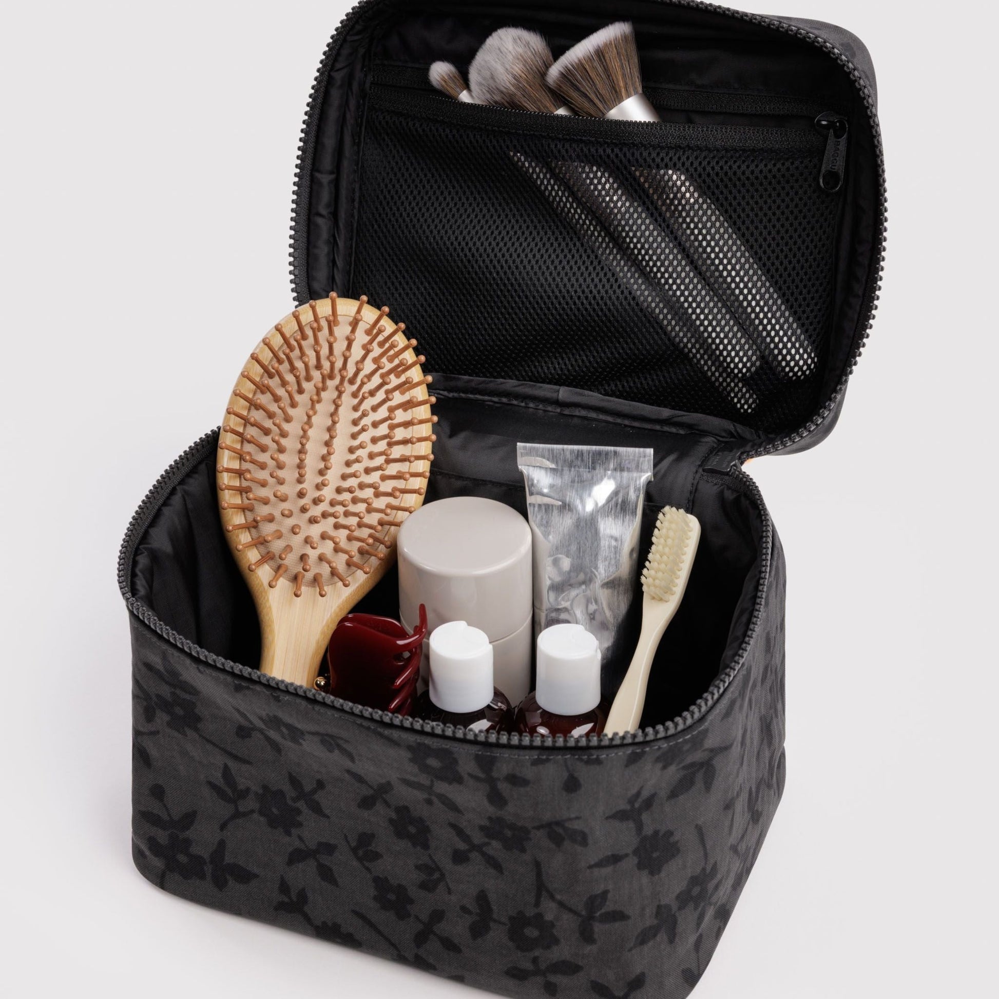 Baggu Large Cosmetic Case