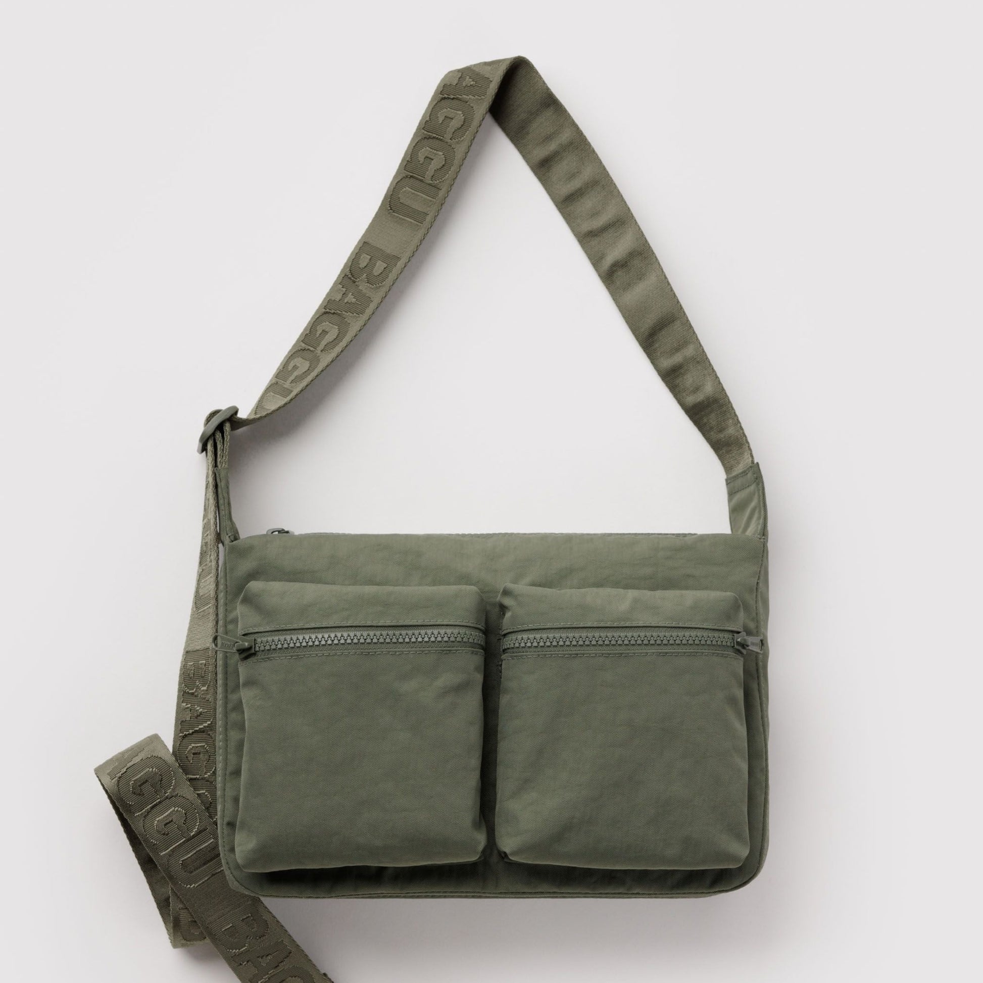 Baggu Medium Cargo Crossbody
