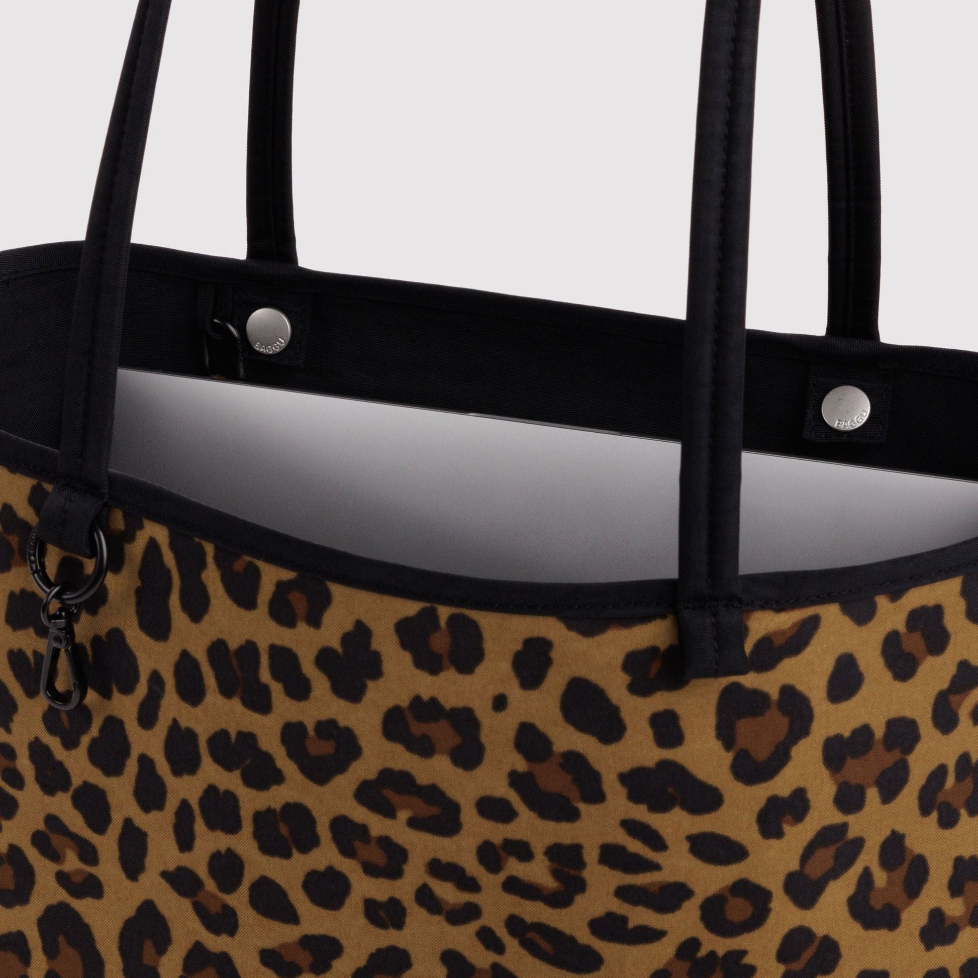 Baggu Medium Nylon Reversible Tote